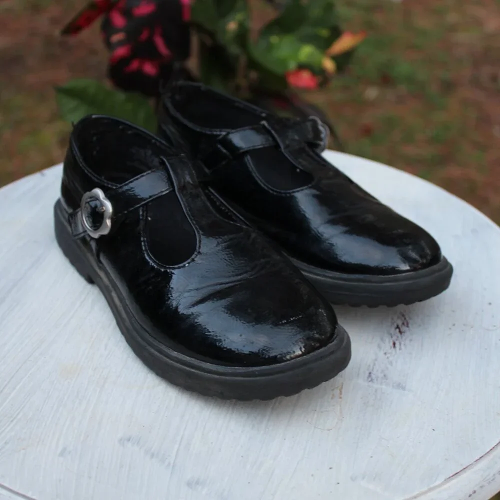 Black T-strap Mary Jane( school shoes) size 1 youth girl